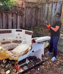 Best Garage Cleanout  in Clermont, FL